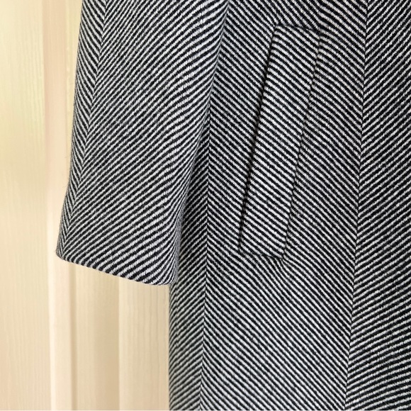 Madewell Averdon Coat in Herringbone Insuluxe Fabric - Picture 8 of 11